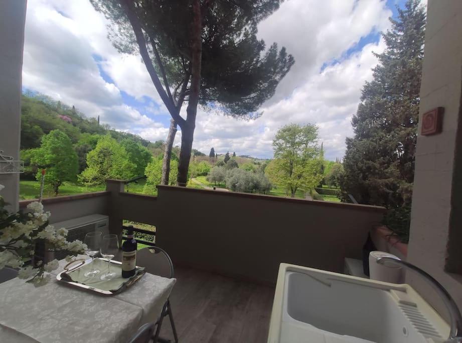 Appartamento Incantevole Con Parcheggio Gratuito Florence Exterior photo